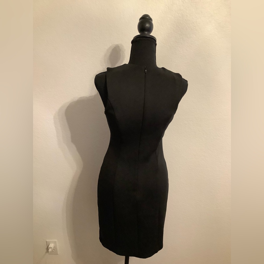 Guess black mini cocktail dress - Picture 3 of 4
